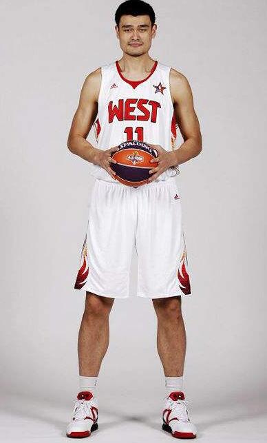 谁就更接近 谁就更接近